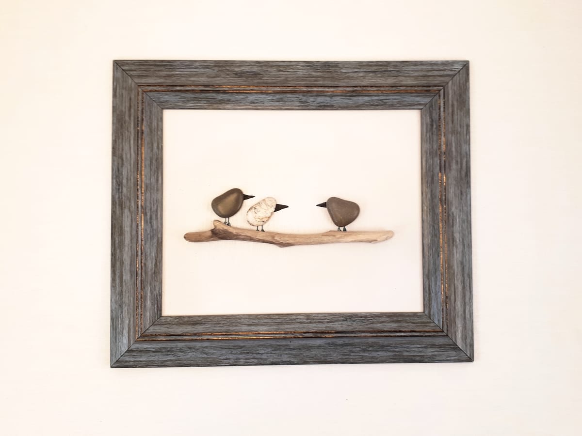 Beach Pebble Frame with "Birds on a Branch" theme in vintage styled frame.